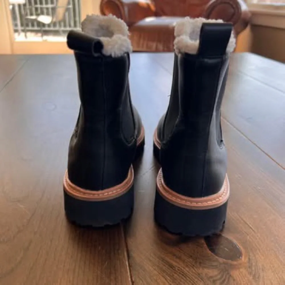 J.Crew Womens Lug Sole Chelsea Boots - Picture 3 of 7